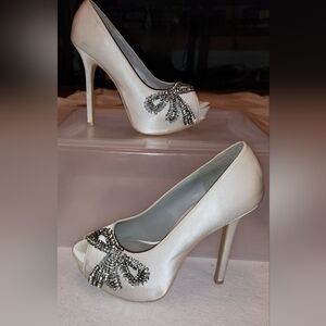 White by Vera Wang Cream Peep-Toe Heels with Sparkling Bow